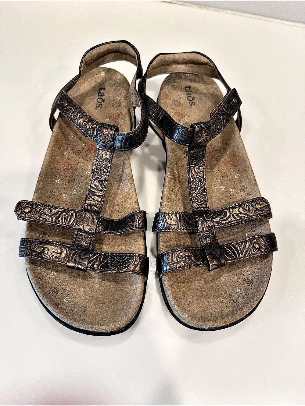 taos Trophy Leather Sandals in Brown & Black US 9